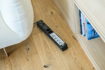 Steckdosenleiste 6-fach schwarz lichtgrau 3m H05VV-F 3G1,5 2 permament, 4 schaltbar