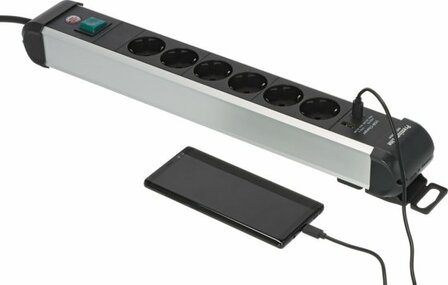 Steckdosenleiste 6-fach mit USB C PD 30W und USB A 18W 3m H05VV-F3G1,5