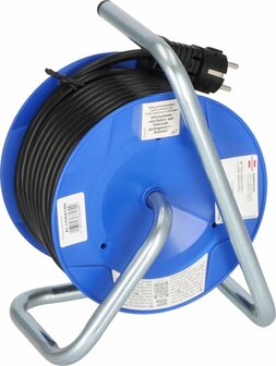 Garant Kompakt Kabeltrommel&nbsp;mit USB-Ladefunktion 15m H05VV-F3G1,5
