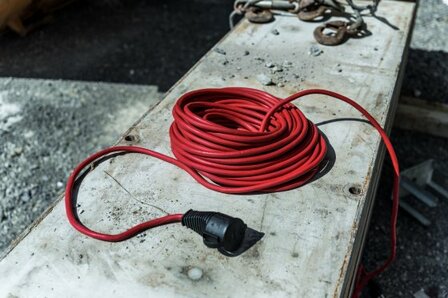 Baustellen-Verlangerungskabel IP44 25m H07RN-F 3G1,5 rot
