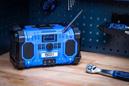 Akku-DAB Radio Hybrid 18 V und 230 V ohne Akku