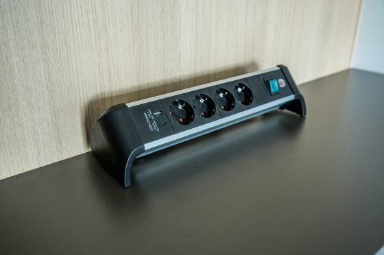 Steckdosenleiste mit USB Power Delivery USB-Ladefunktion 4-fach 1,8m H05VV-F 3G1,5