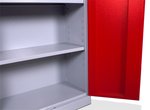 Universal-Lagerschrank mit Regalen