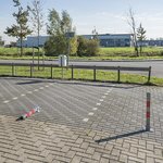 Parkpfosten mit Schloss