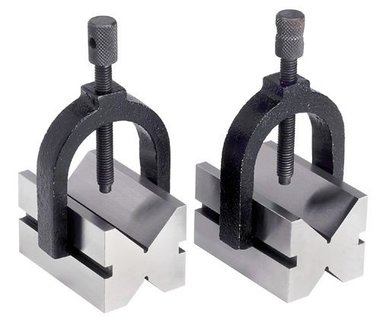 Paar V-Blocke mit einem Durchmesser von 30 mm - verstellbare Klemmhalterungen